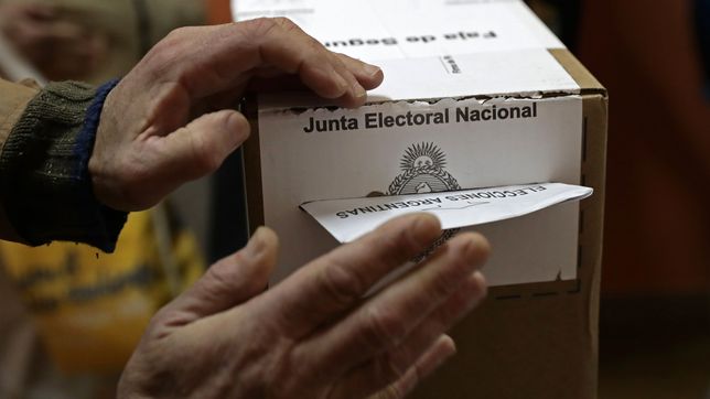 ¿como es la consulta popular que proponen realizar el dia de las elecciones en la plata?