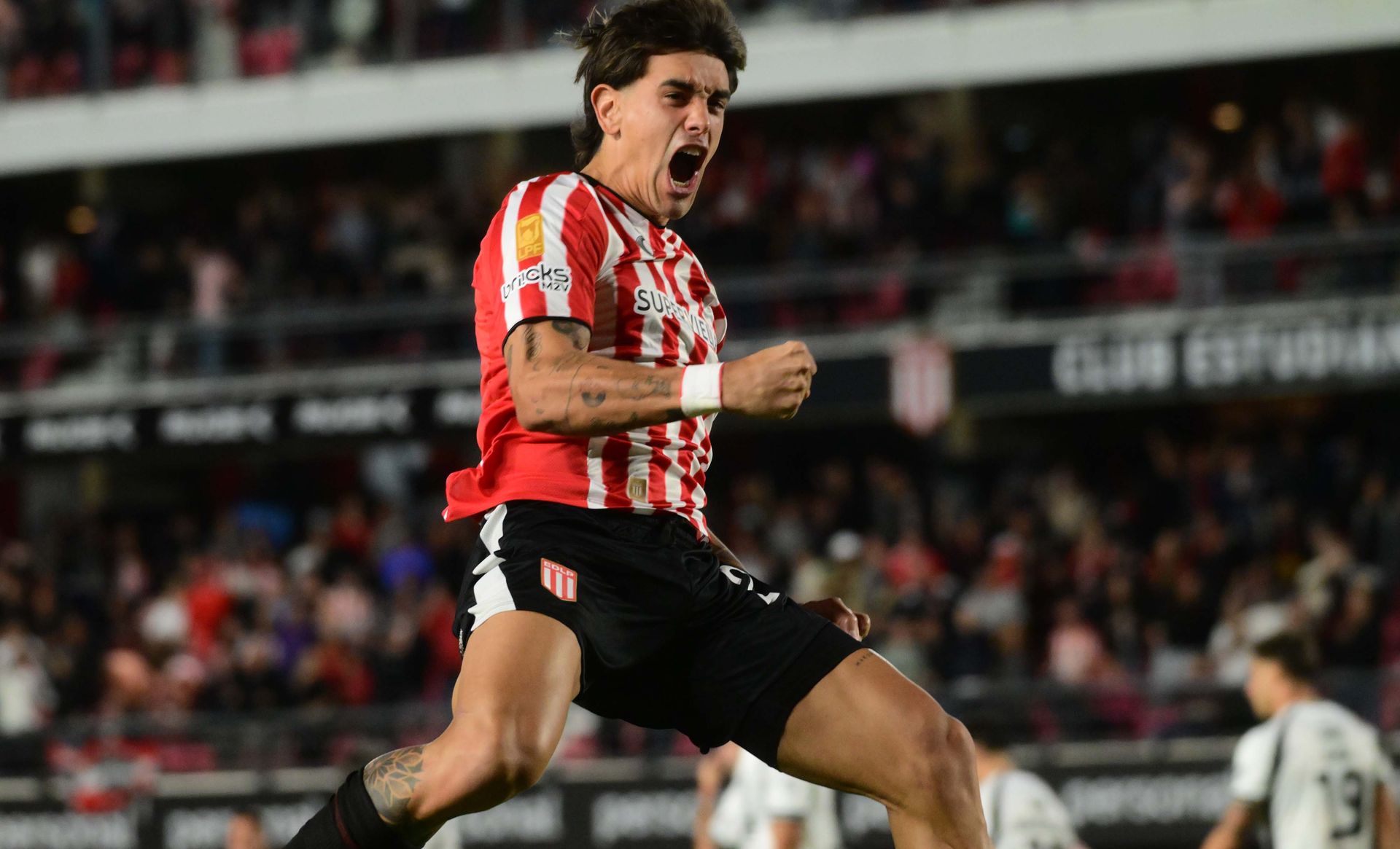 Estudiantes Central Córdoba Castro festejo gol