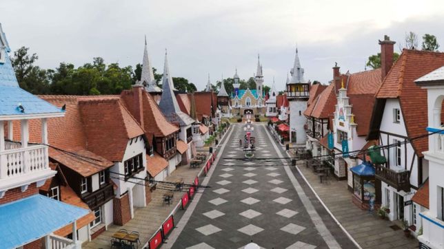 los platenses ahora pueden casarse en la republica de los ninos