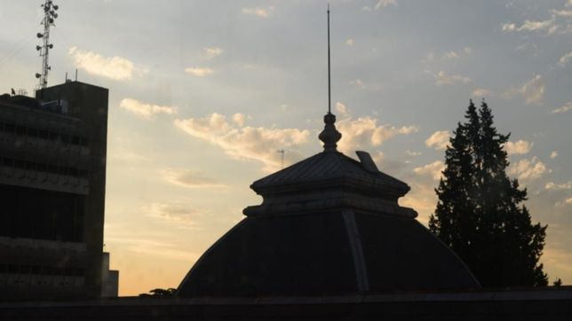 miercoles gris y con probabilidades de lluvia en la plata: ¿como va a estar el clima?