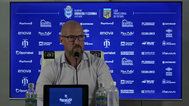 a orfila no le gusto una pregunta y salio al cruce en conferencia