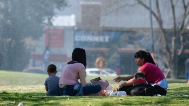 precioso sabado de sol casi primaveral en la ciudad