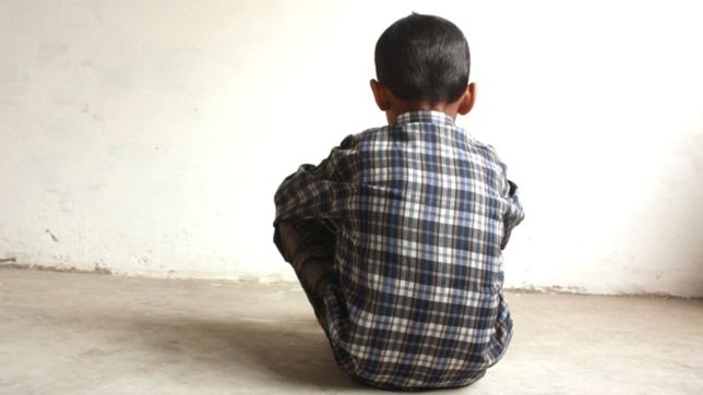 un chiquito se quebro y le conto a su mama que el tio lo abuso durante dos anos