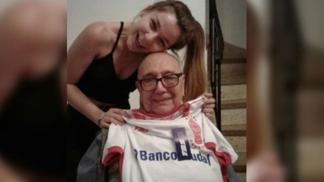 la conmovedora historia del abuelo platense que tiene alzheimer y es hincha de huracan