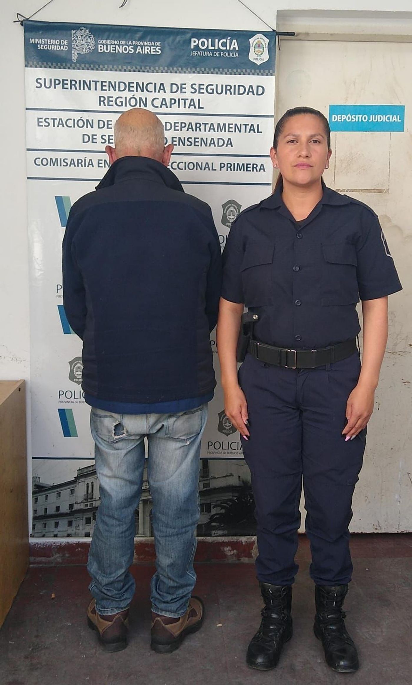 El hombre de 68 años quedó detenido en la comisaría Primera de Ensenada.