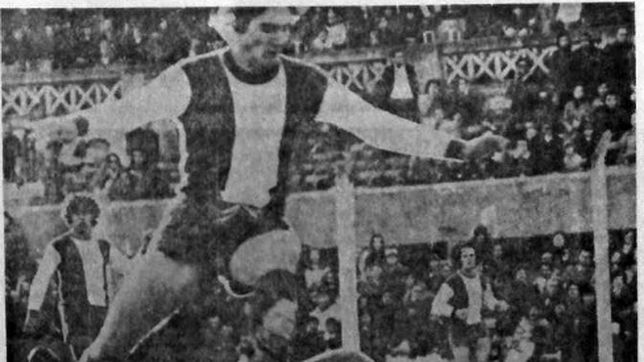 la historia de exitos detras de la curiosa camiseta de gimnasia que tiene una franja vertical