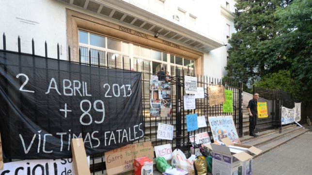 negligencias y un pedido de juicio politico: el reclamo de los abogados de los inundados despues del fallo