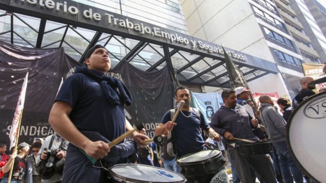 neumaticos: fracasaron las negociaciones y realizaran una nueva audiencia