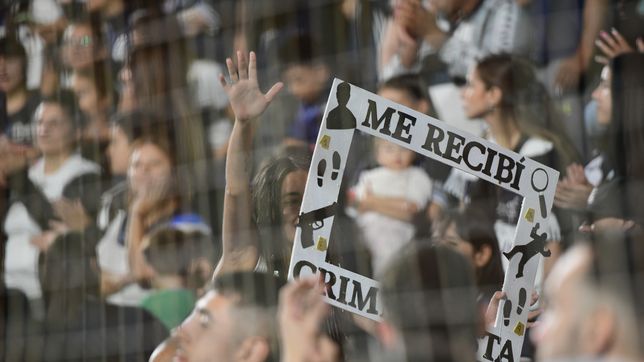 la hincha de gimnasia que se recibio y fue directo a la tribuna del bosque