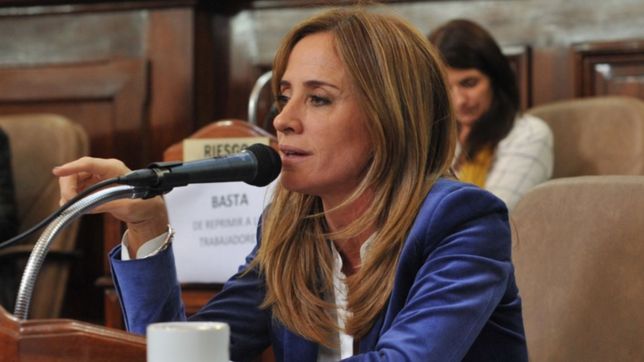 victoria tolosa paz quiere que fernando ponce le pida disculpas en plena sesion: ?fue muy violento?