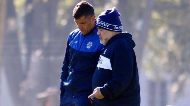 gimnasia: diego maradona parece tener los reemplazantes de los lesionados y suspendidos