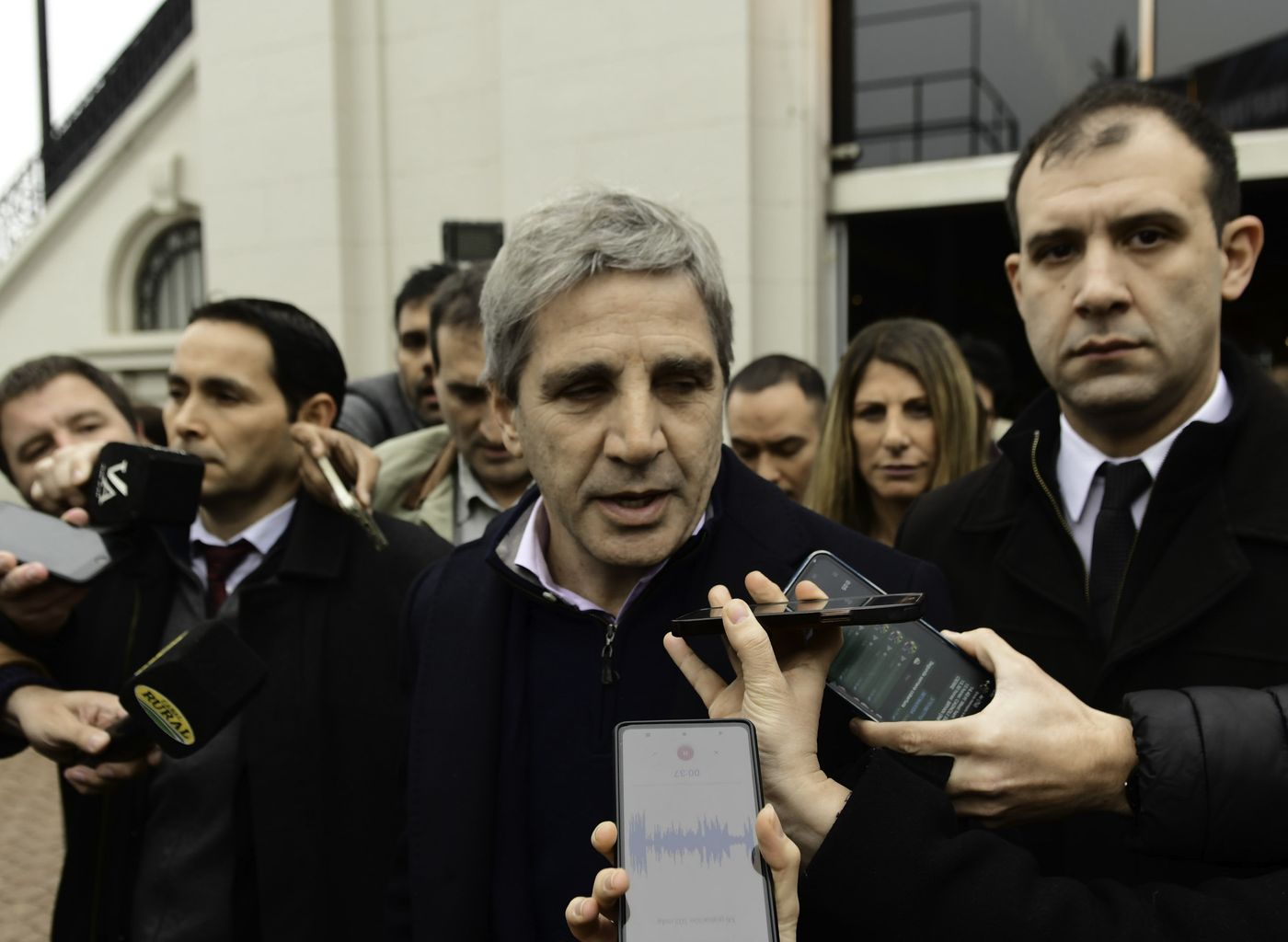 Luis Toto Caputo (2).jpg