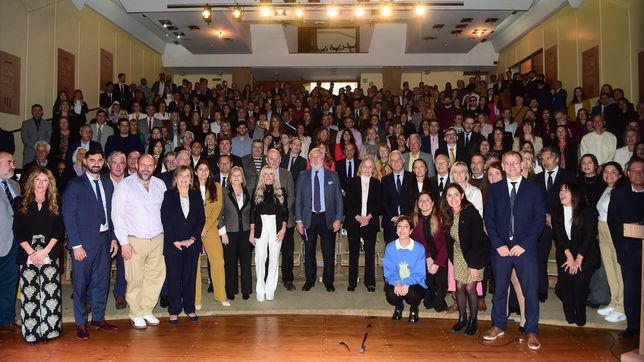 el colegio de la abogacia de la plata celebro la fecha con un acto institucional