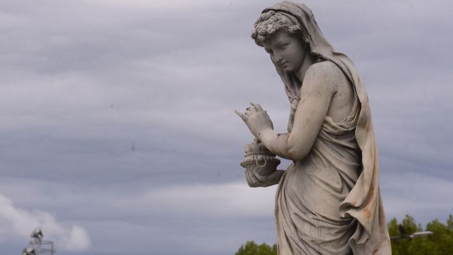 viernes gris, con chaparrones y tormentas aisladas en la plata