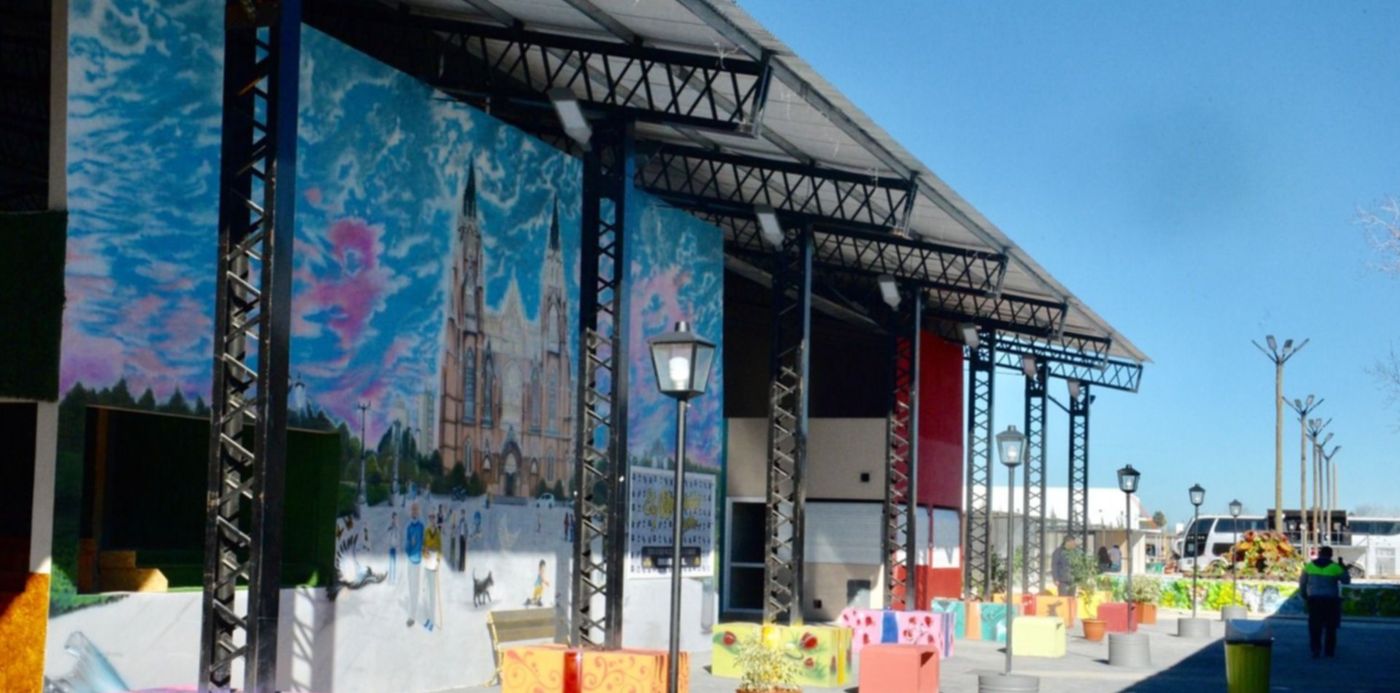 1560017691912.jpg?scaleY=1&width=1482&rotate=0&scaleX=1&ow=1500&oh=996&x=11&y=39&height=741&&cw=1920&ch=950