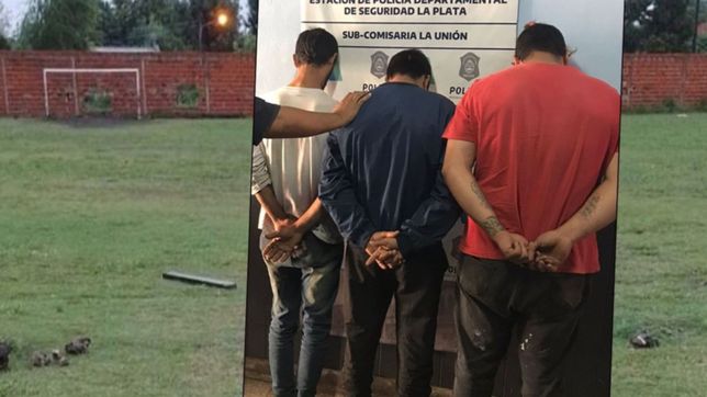 se robaron hasta los arcos de futbol de un club de la plata para armar su propio complejo