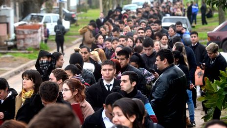 La crisis económica no da tregua y el Gran La Plata es la región bonaerense donde más creció la subocupación