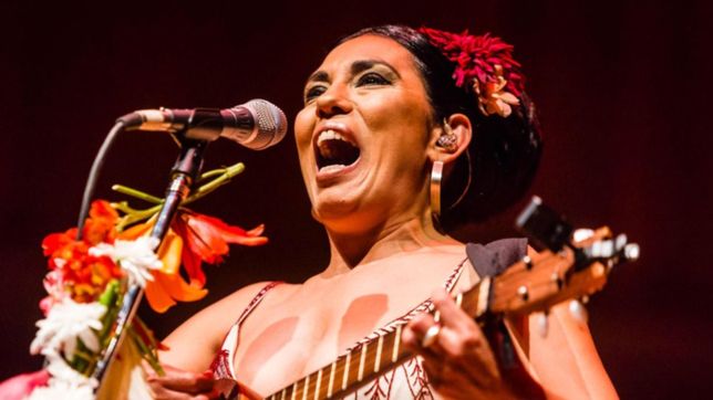 que hago viernes: la semana termina antes y para festejar hay musica, teatro y fiestas