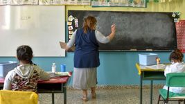 por la devaluacion, los docentes se unen para pedir la reapertura de paritarias a kicillof por la devaluacion, los docentes se unen para pedir la reapertura de paritarias a kicillof