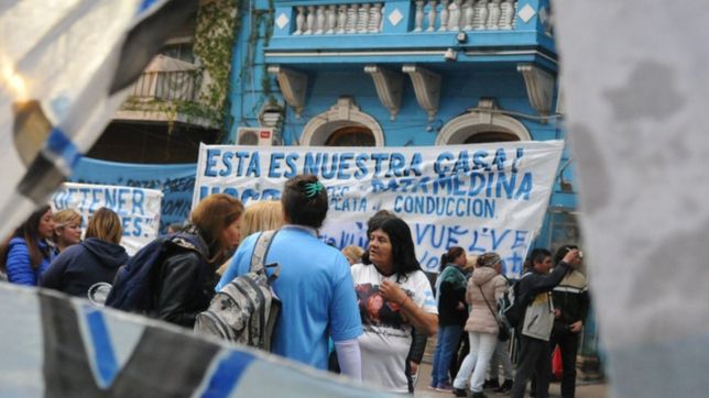la uocra marcho a la catedral a pedido del pata medina: ?dejen todo en manos de dios?