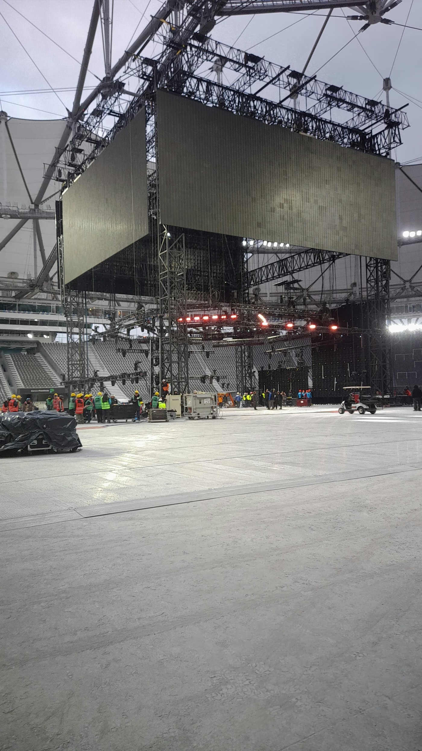 El show de BTS tendr&aacute; un escenario 360&deg;, pasarelas cruzadas y pantallas flotantes