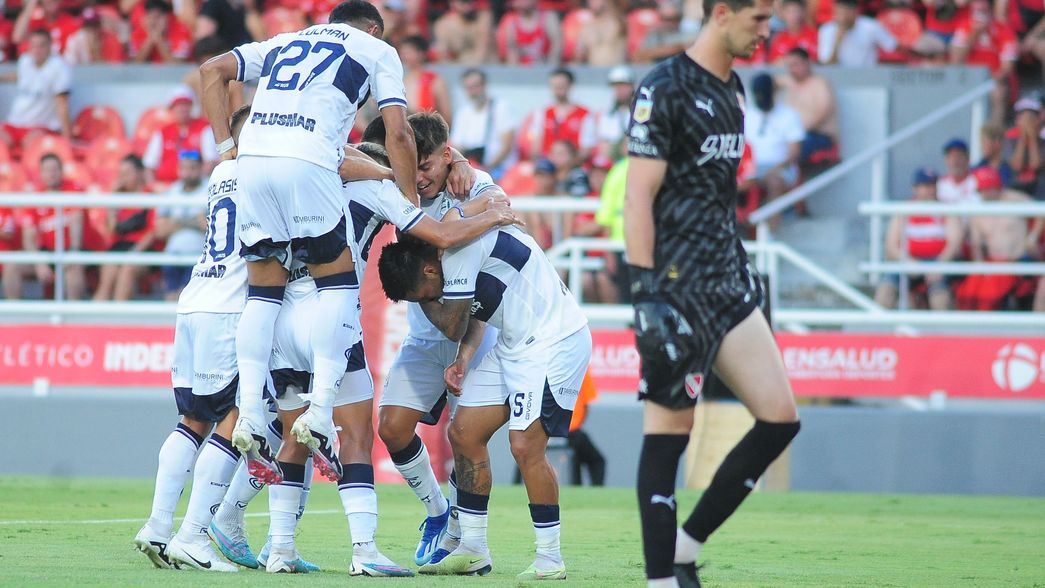 El duro desafío de Gimnasia en su excursión a Avellaneda y los resultados que le dan esperanza