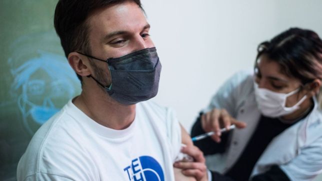 la unlp habilitara una posta de vacunacion para mayores de 18 en el rectorado