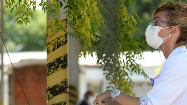 se consolida un descenso en la cantidad de fallecidos por coronavirus en argentina