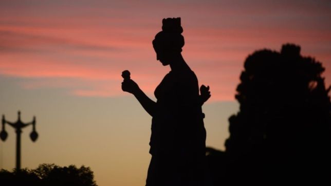 con viento y nubes, asi se prepara la plata para la llegada de la primavera