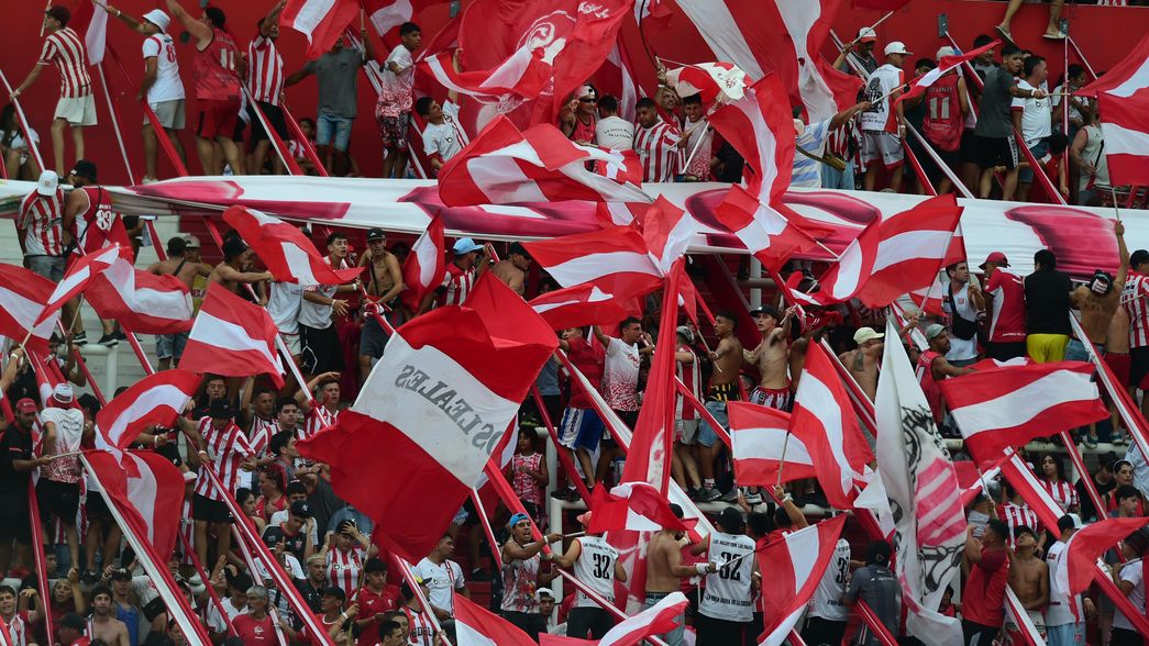 La mala noticia que recibieron los hinchas de Estudiantes antes del clásico