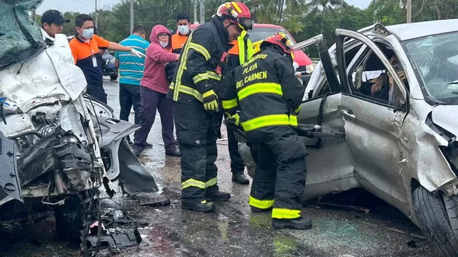 las imagenes del fatal accidente que produjo el fallecimiento de cinco argentinos en mexico