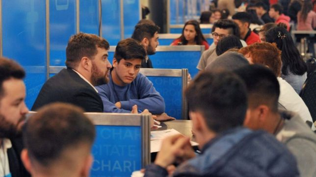 con mas de 30 empresas e instituciones, llega la expo empleo a la facultad de ingenieria