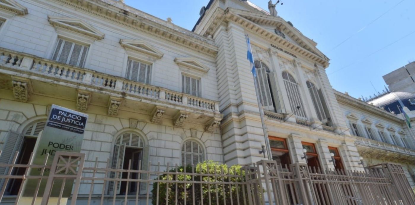 1574876173643.jpeg?height=637&rotate=0&ow=1280&oh=850&x=6&y=73&width=1273&scaleX=1&scaleY=1&&cw=1920&ch=950