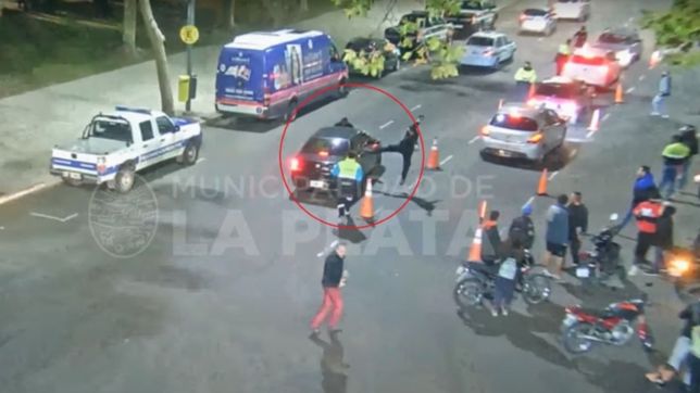 silencio del conductor que embistio a un inspector de transito y lo arrastro tres cuadras