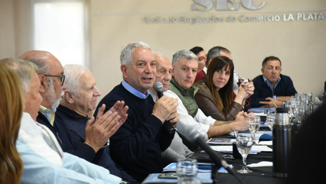 Alak reunió a la tropa y encabezó un encuentro de candidatos de Fuerza Patria