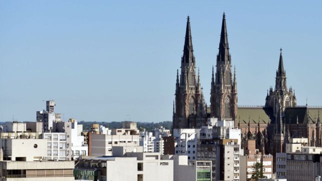 la plata se lleno de turistas por el finde largo y la ocupacion hotelera llego al 90%