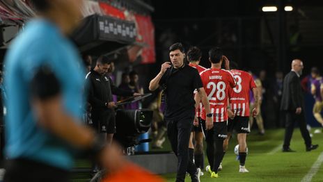 El Cacique Medina se mostró feliz con el triunfo de Estudiantes, pero habló de corregir errores para el futuro El Cacique Medina se mostró feliz con el triunfo de Estudiantes, pero habló de corregir errores para el futuro