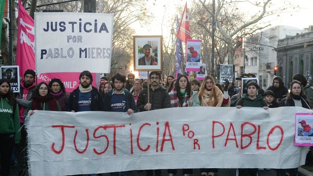conmovedora marcha por pablo mieres, el funcionario de la unlp asesinado en su casa