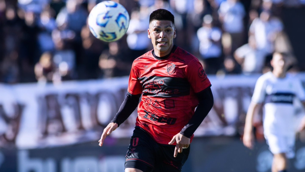 Gimnasia ofertó por Fernando Juárez y espera la respuesta de Platense