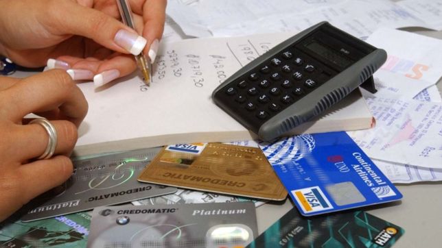 por la crisis, se piden menos creditos y aumento la mora en la plata