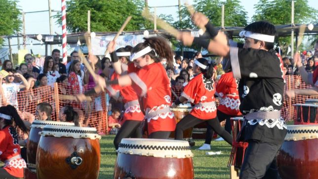con el bon odori, propuestas en la repu y estacion verano, el fin de semana llega atr