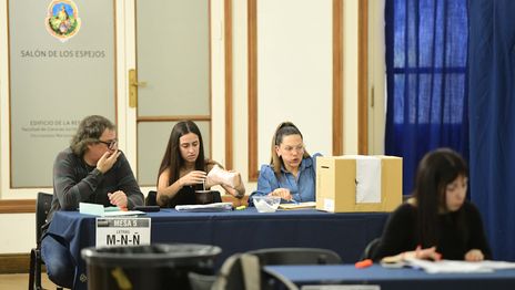 Derecho y el Colegio de la Abogacía presentaron una lista de unidad para las elecciones del Claustro de la UNLP Derecho y el Colegio de la Abogacía presentaron una lista de unidad para las elecciones del Claustro de la UNLP