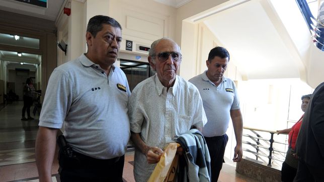 el municipio le quiere cobrar a barreda los 82 mil pesos que le debe