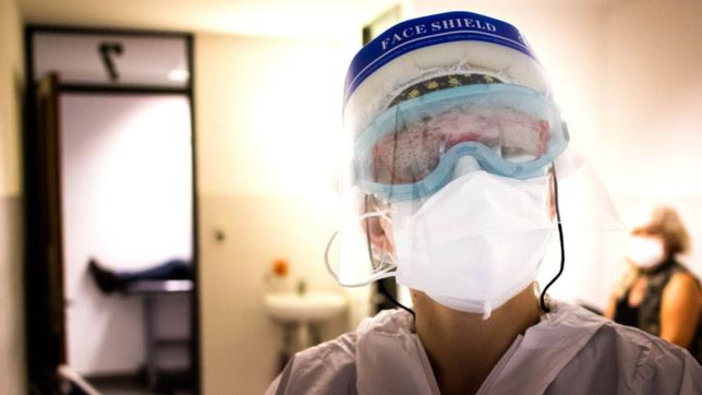 profesionales de la salud reclaman medidas firmes y presupuesto de emergencia