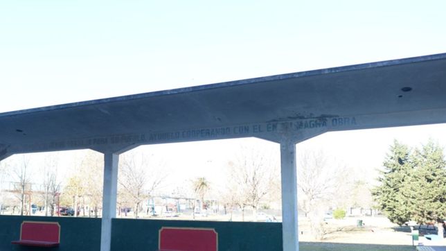 peron trabaja para su pueblo, la historica propaganda politica que aparecio en la plata