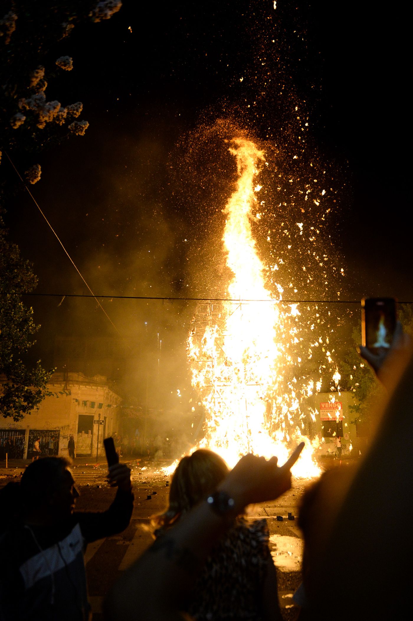 Muñecos de Fin de Año (4).jpg