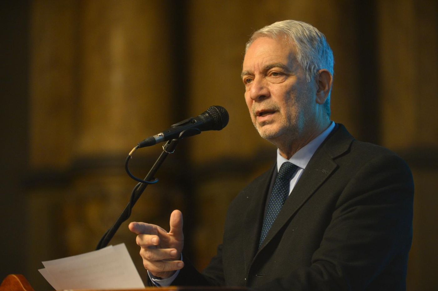 Julio Alak conferencia de prensa restos humanos Cementerio.jpeg