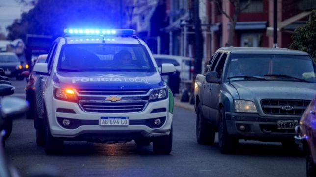 dame todo porque te pincho: amenazo a un chico en plena calle, le robo todo y escapo