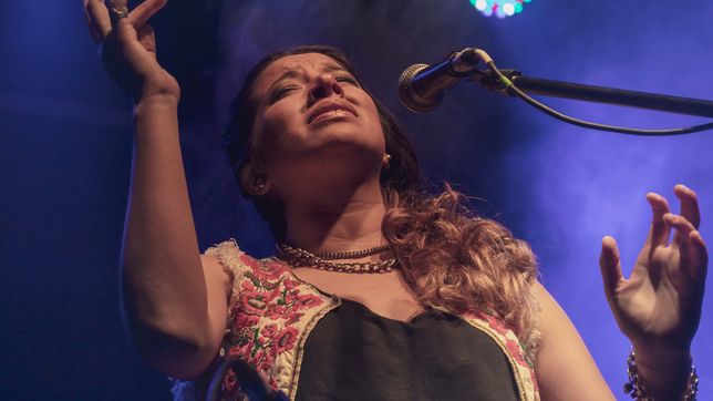 milena salamanca sorprendio con una lambada y esta entre los ocho clasificados del equipo de la sole