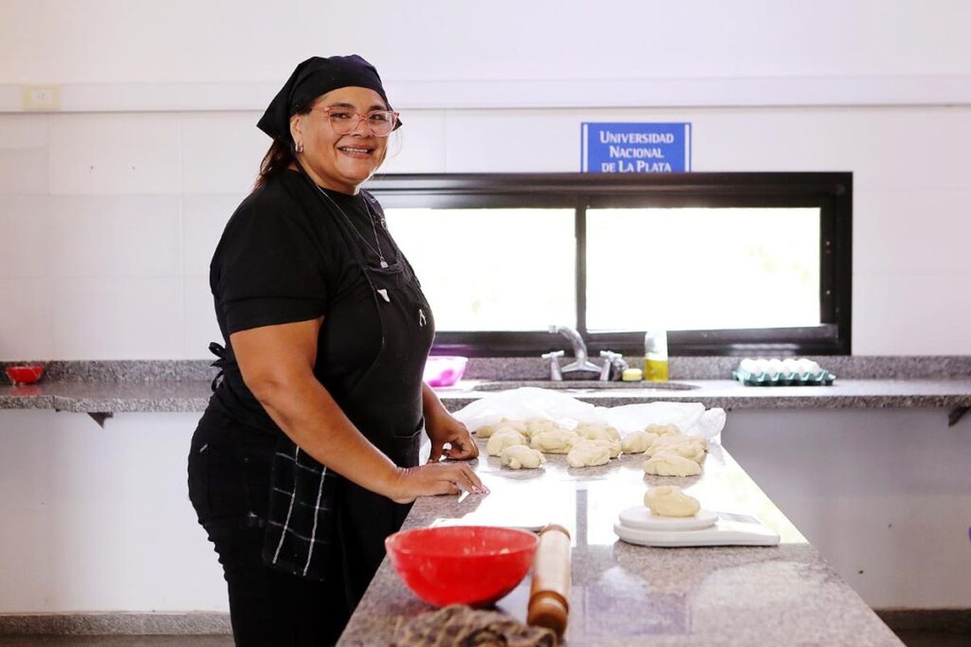 La UNLP abri&oacute; la inscripci&oacute;n a sus talleres gratuitos de la Escuela de Oficios, con opciones presenciales y virtuales para 2026